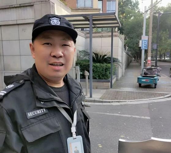 人民日报点赞的桐乡保安 平凡岗位上的非凡担当